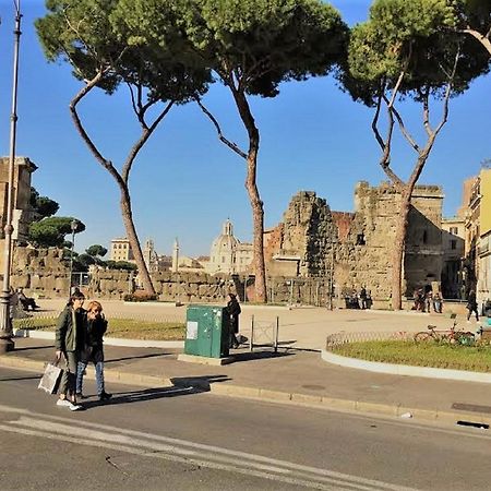 Casa Vacanze Colosseum By Alice Rome Extérieur photo