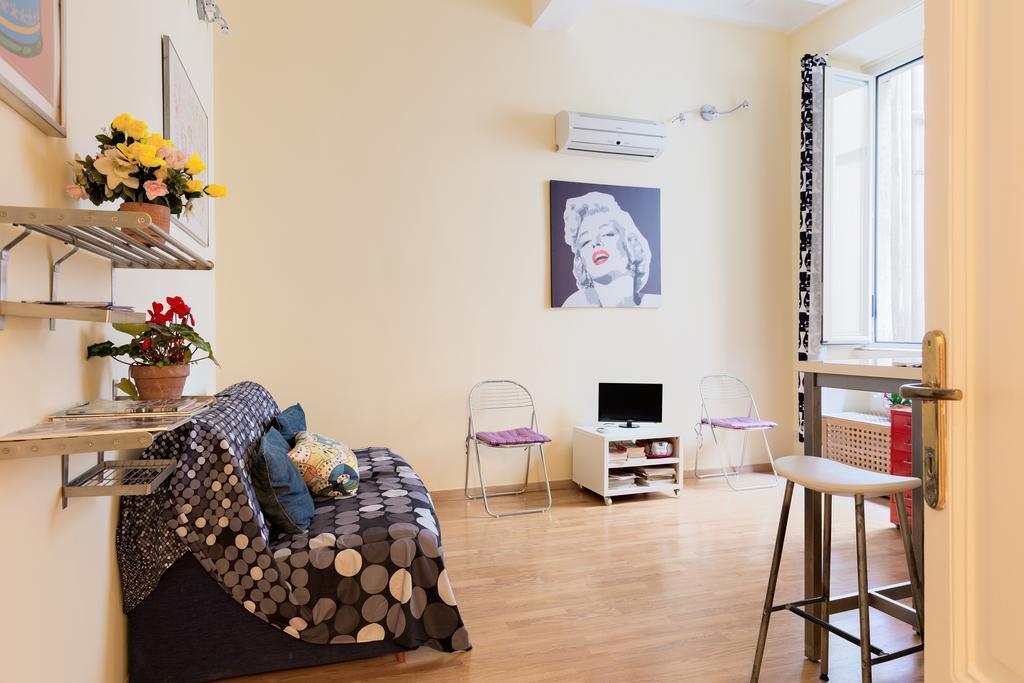 Casa Vacanze Colosseum By Alice Rome Extérieur photo